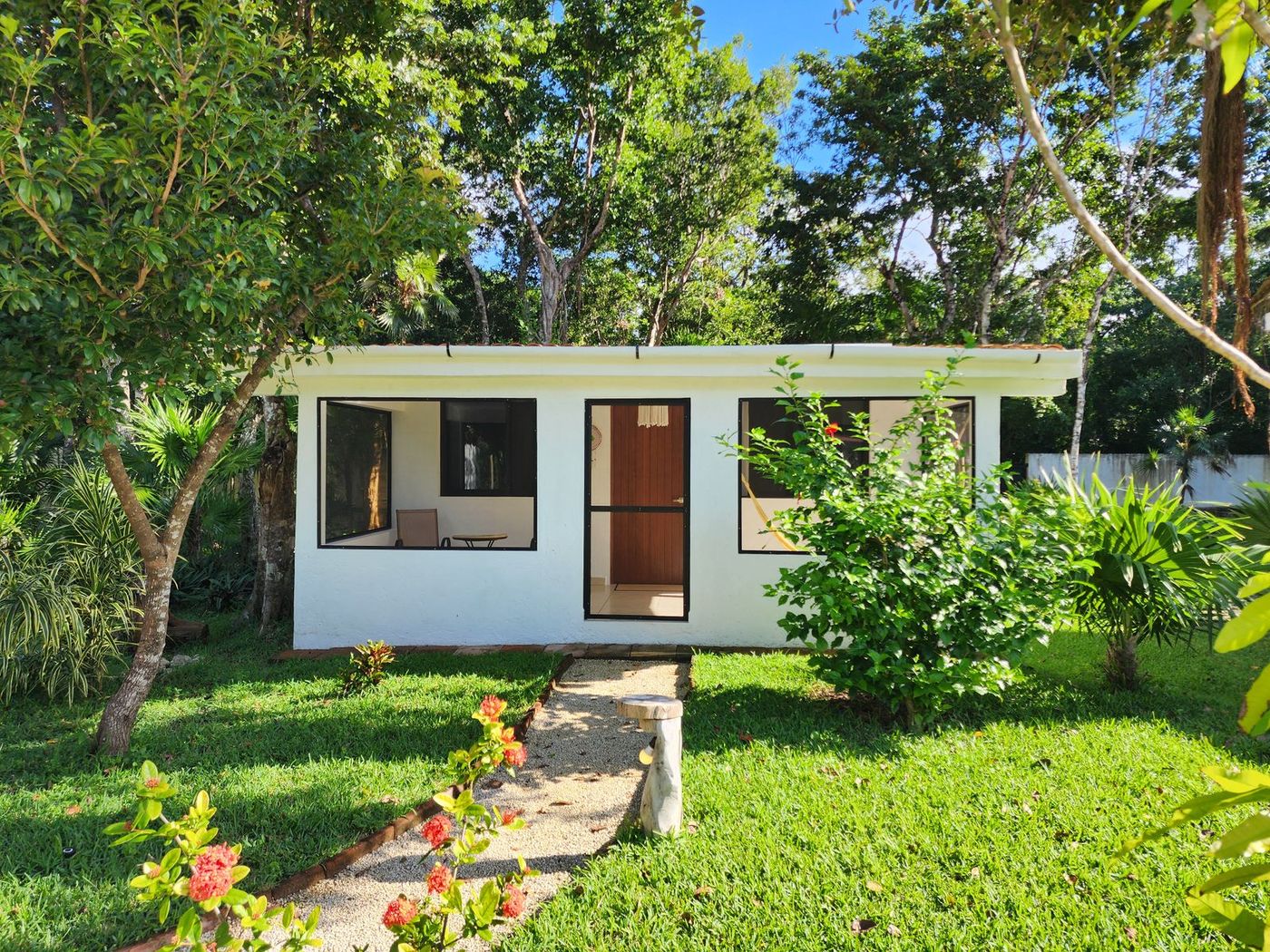 Adu garden · Eleven Home design + build