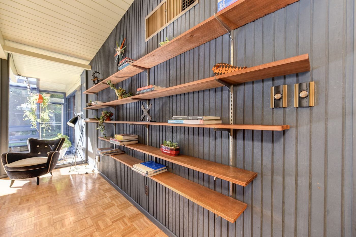 Living mid-century · Eleven Home design + build